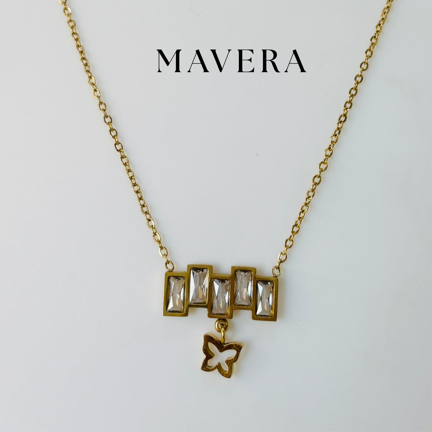 CRYSTAL COIL NECKLACE