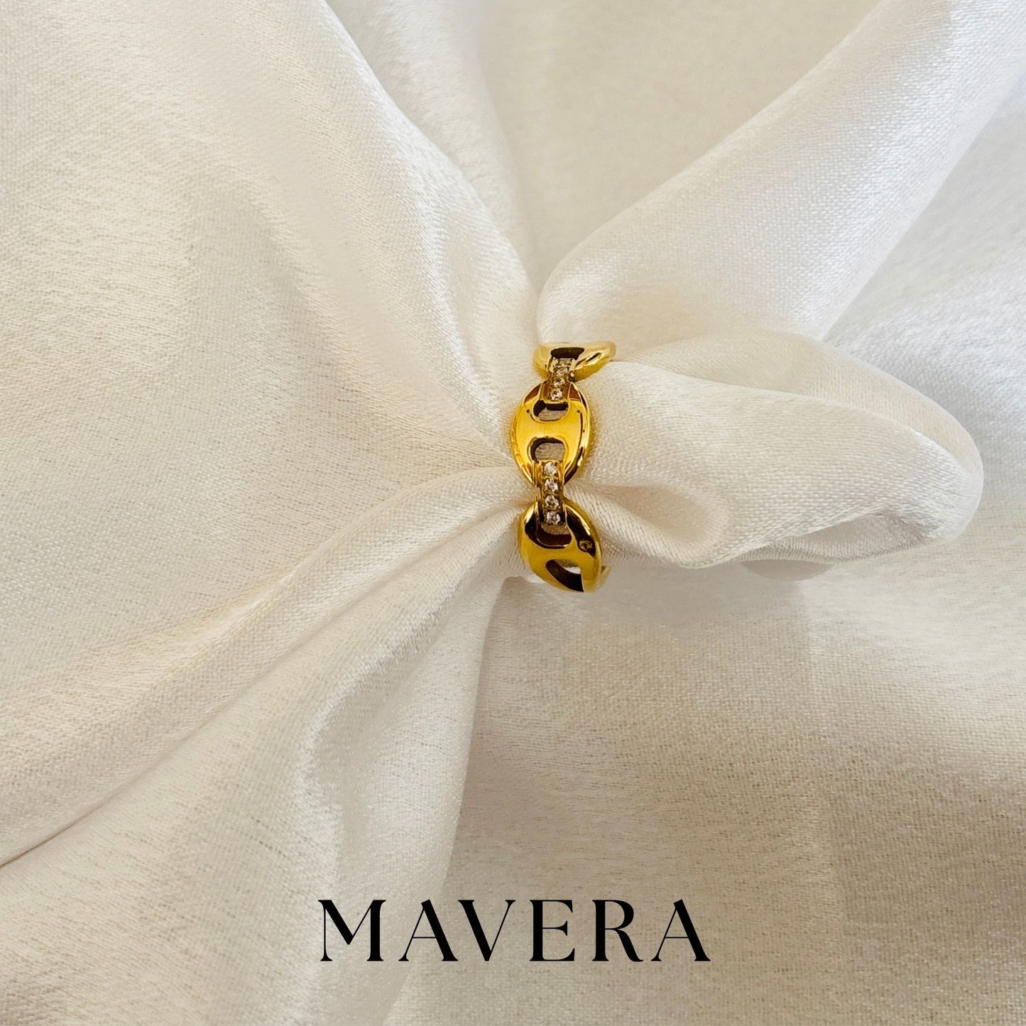 ROYAL RING