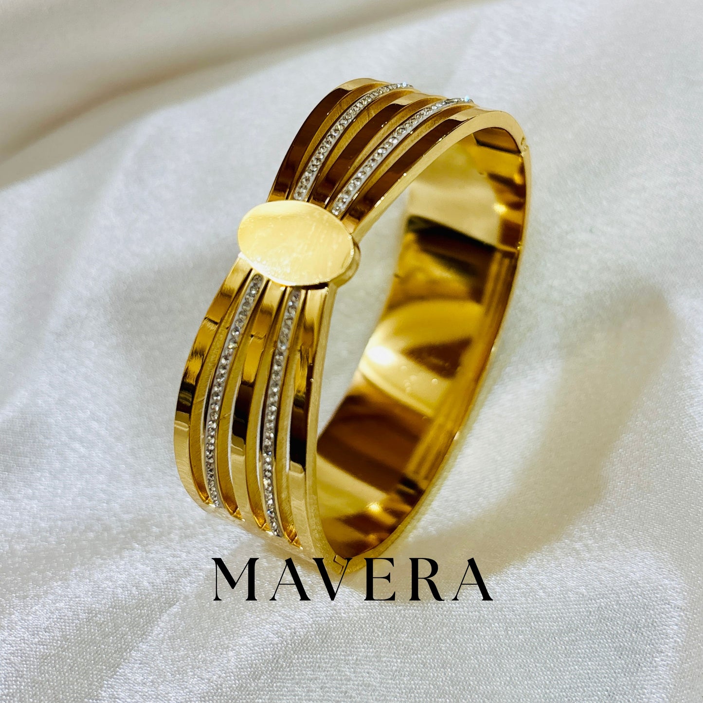 ROYAL CURVE BRACELET