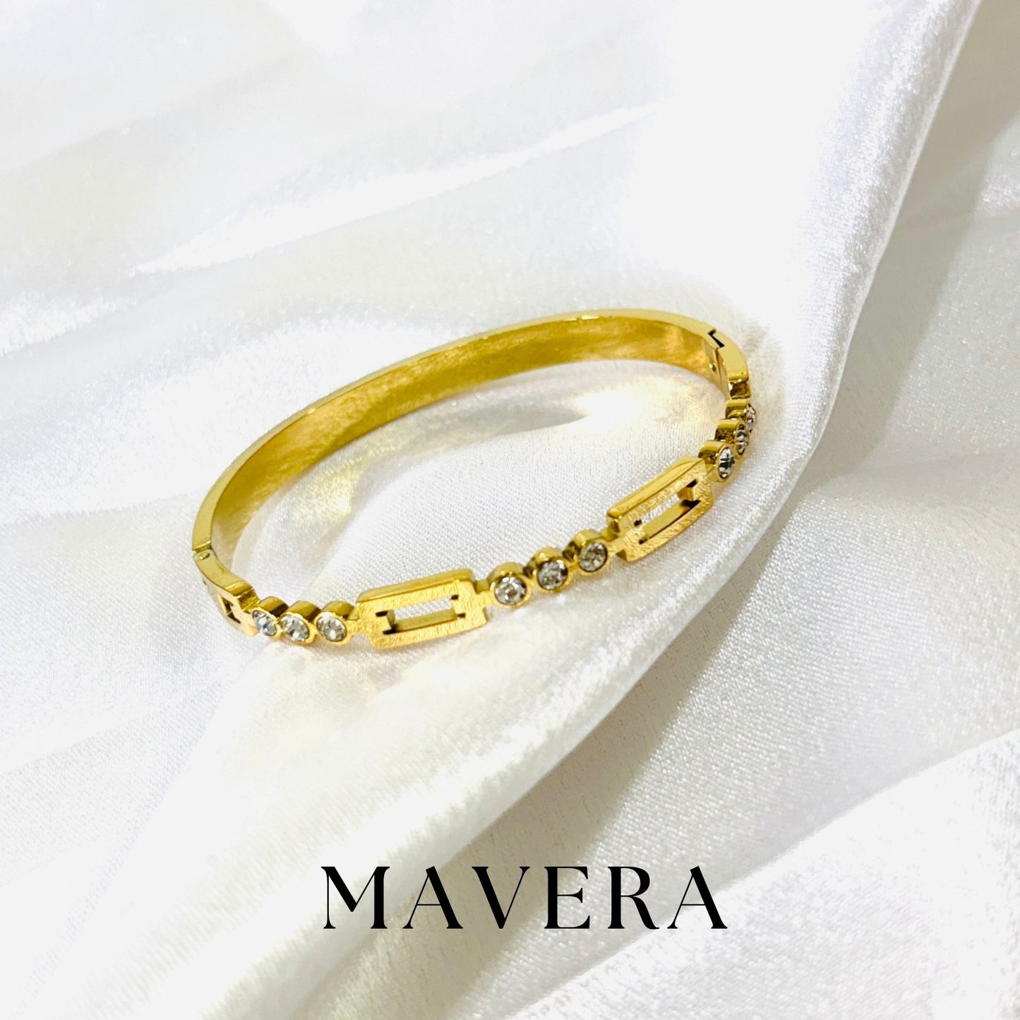 MINIMAL MUSE BRACELET