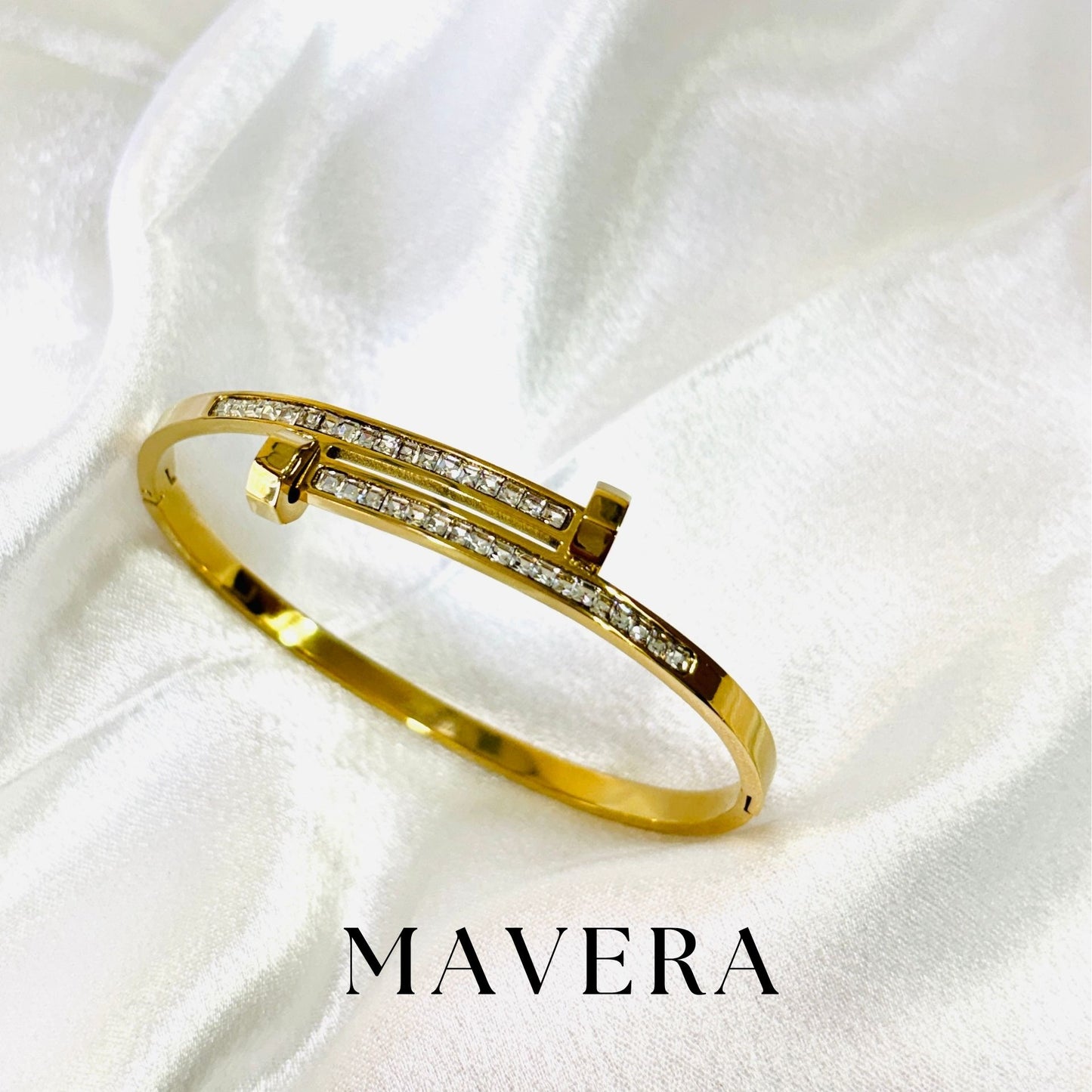 AURA LOOP BRACELETS