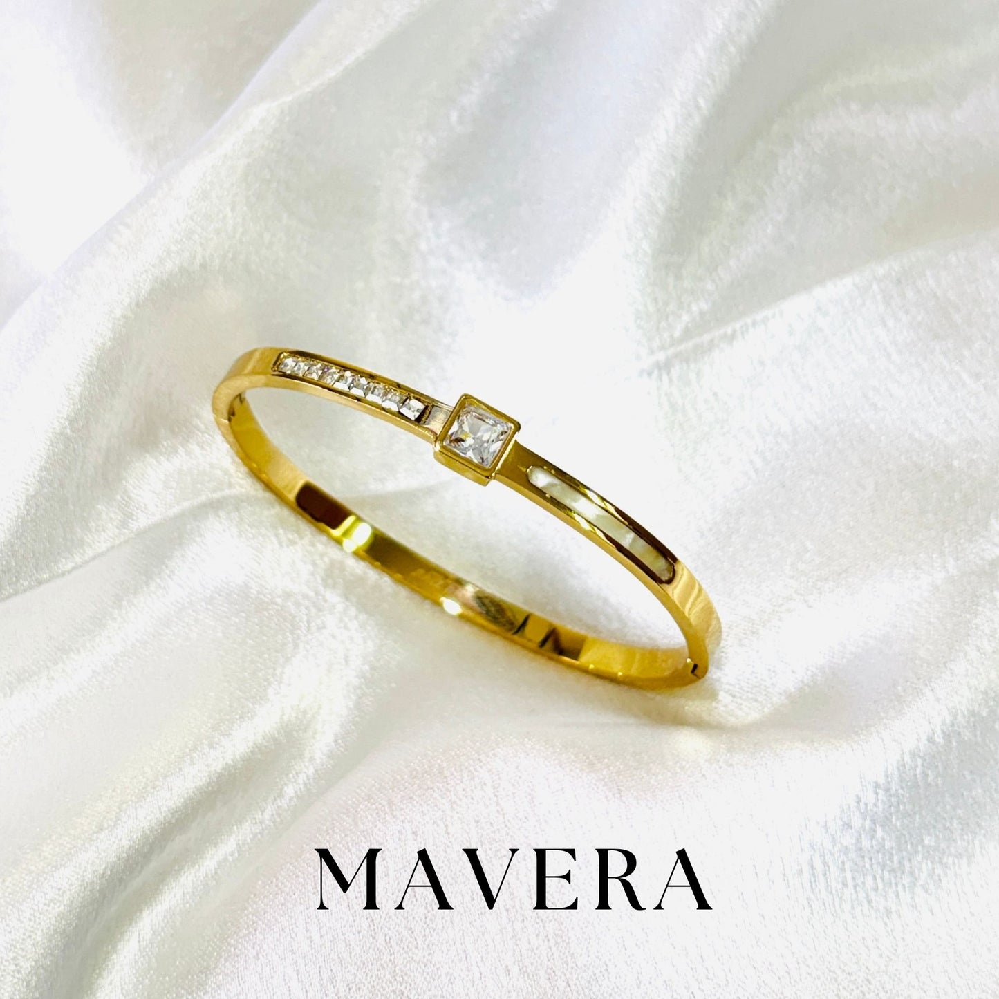 ELARA BRACELETS