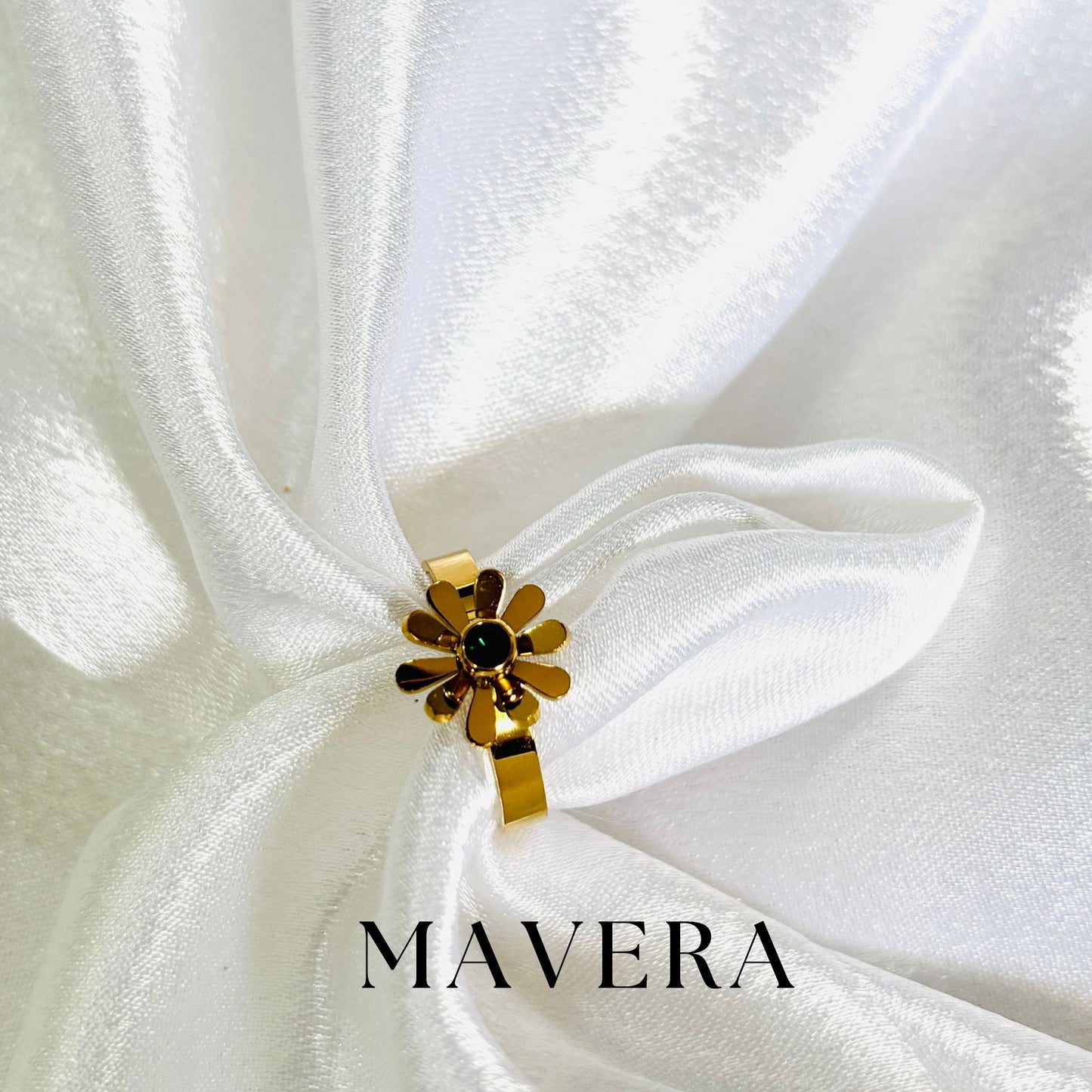 GREEN LUXE RING