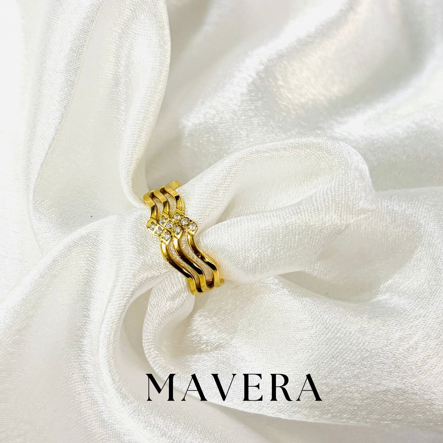 GOLDEN ORBIT LAYERS RING