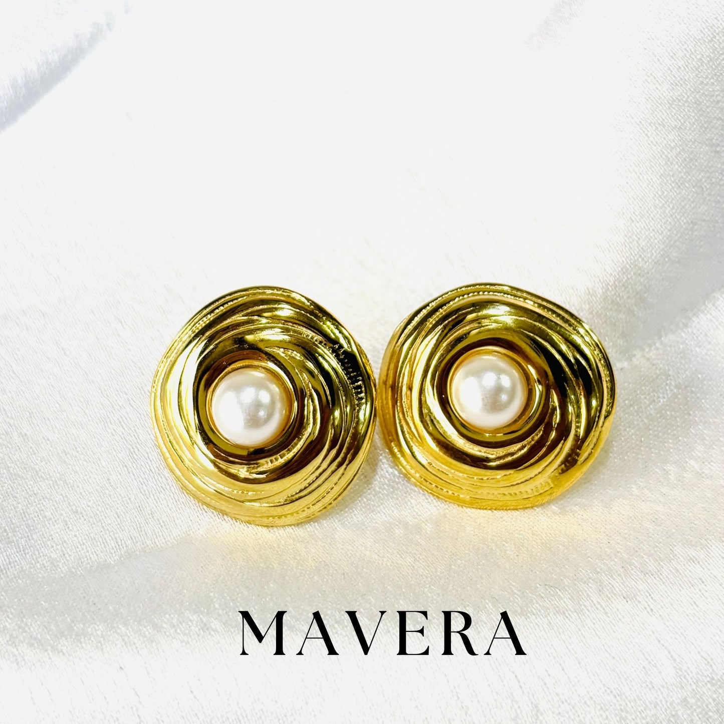 PEARL EARRINGS